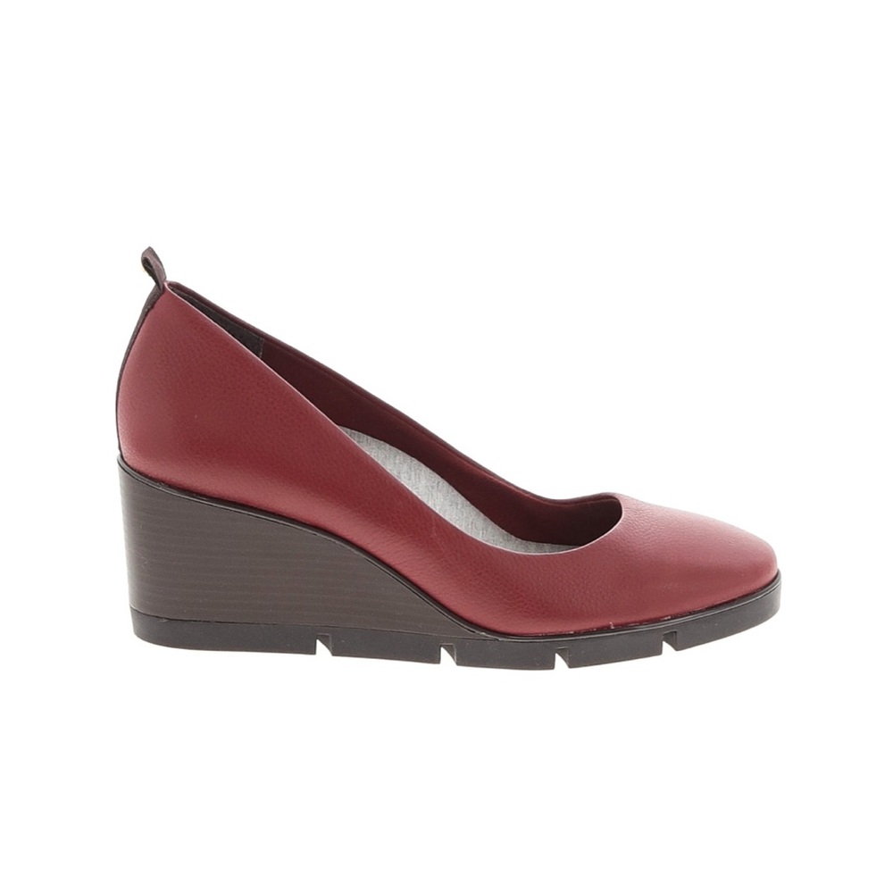 Betabrand Red Wedge Shoes